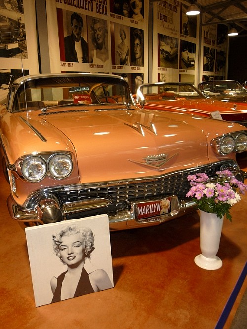 Ретро автомобили в музее