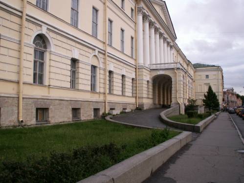 Здание Екатерининского института