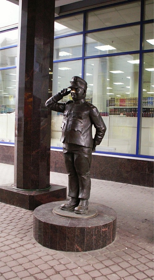 Памятник бравому солдату Швейку на Балканской площади